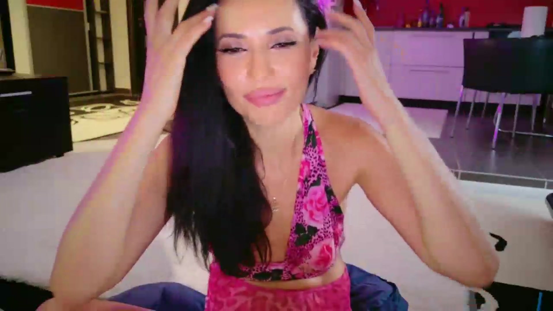 SmileyTinaa video thumbnail