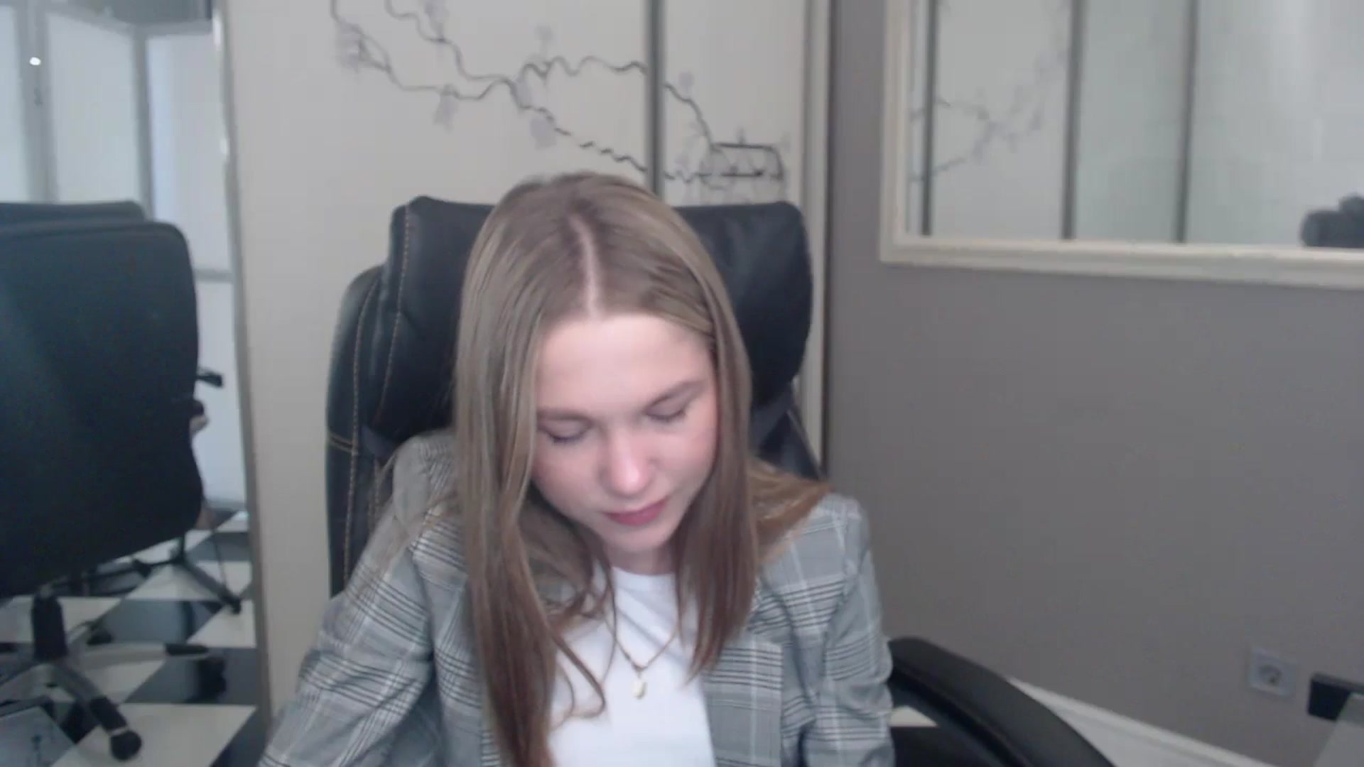 Kate_Lewiss video thumbnail