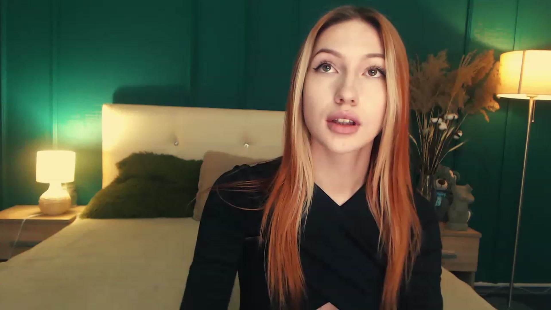 LovelyGin video thumbnail