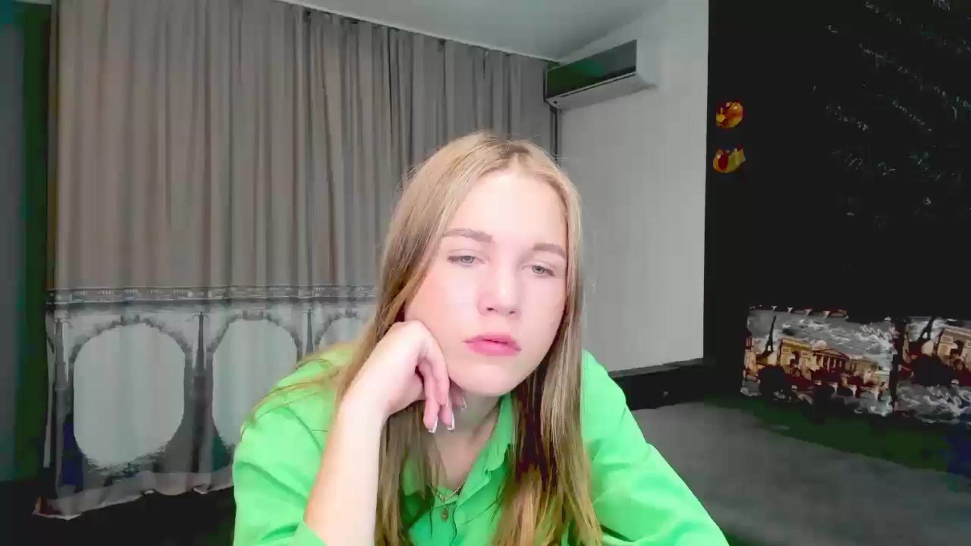 Kate_Lewiss video thumbnail
