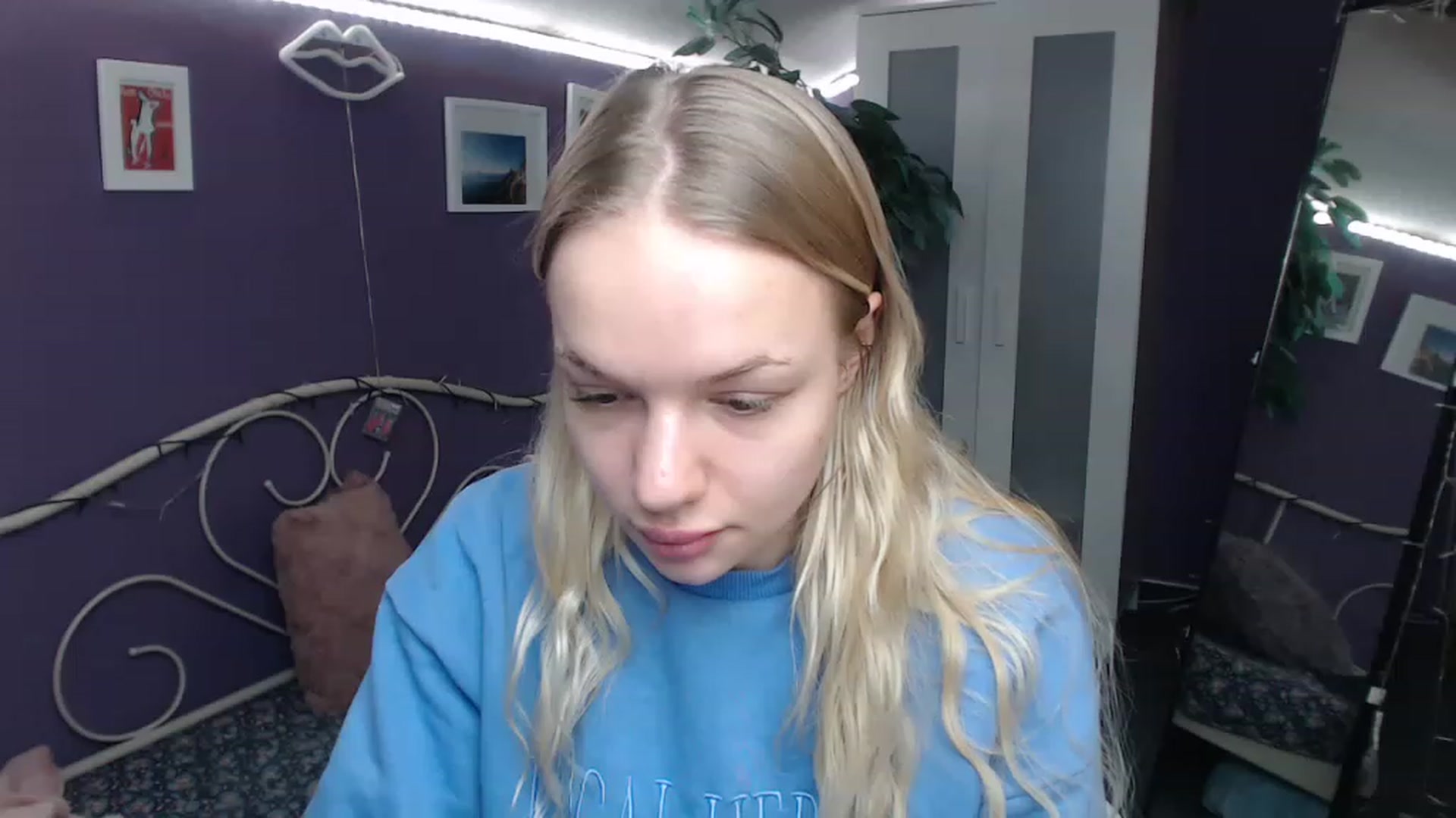 JoanQueen video thumbnail