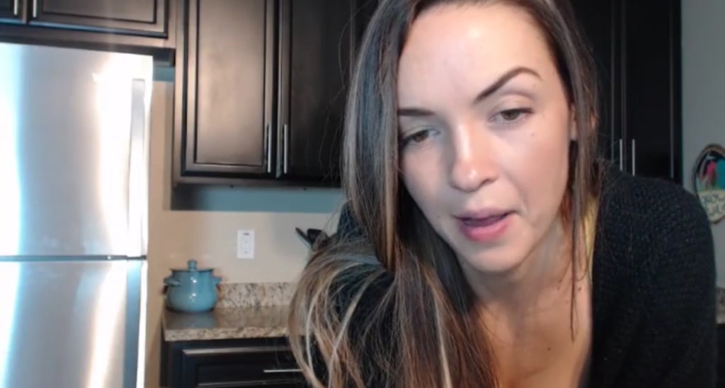 PetiteMia video thumbnail
