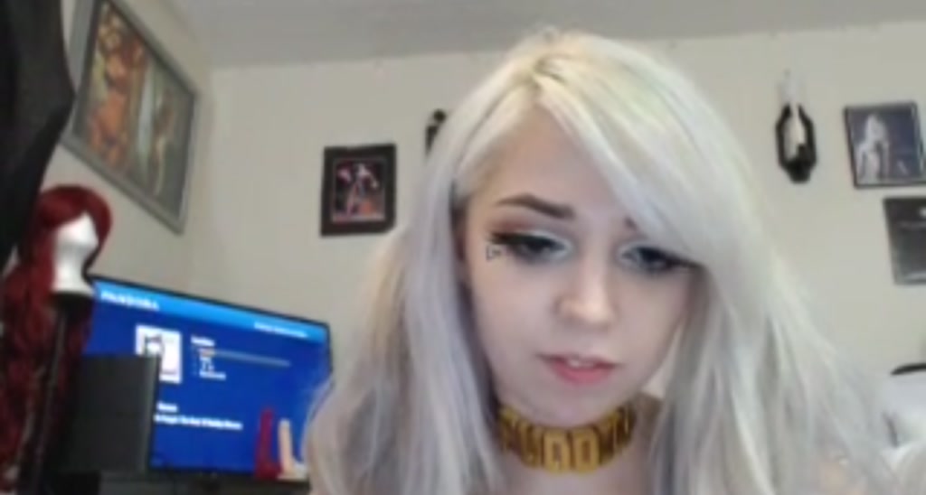 Niennavie video thumbnail