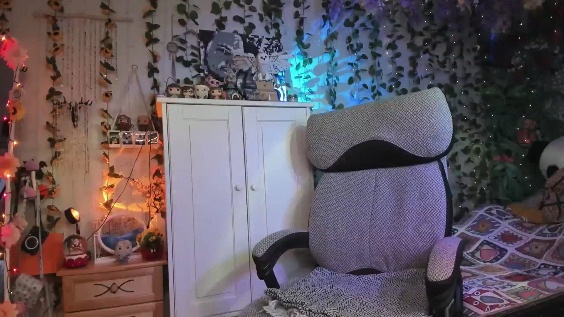 KellyAsian video thumbnail