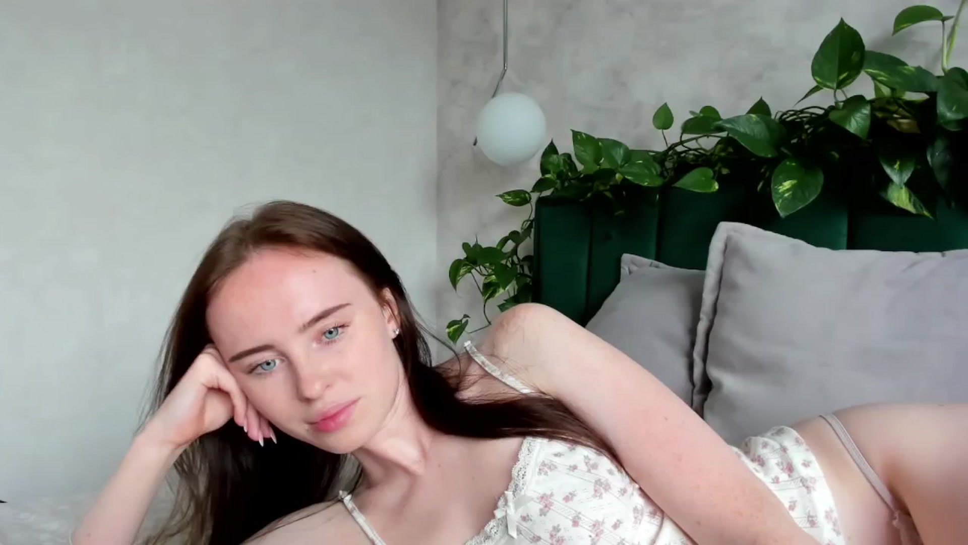 userSasha video thumbnail