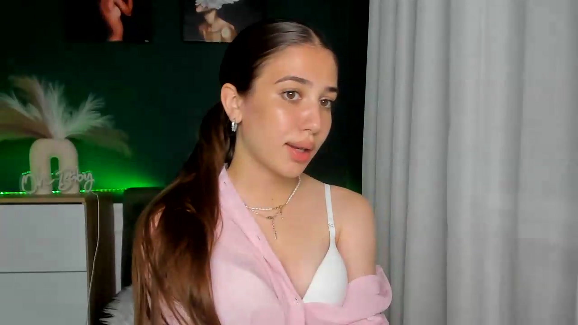 AlexaPirs video thumbnail