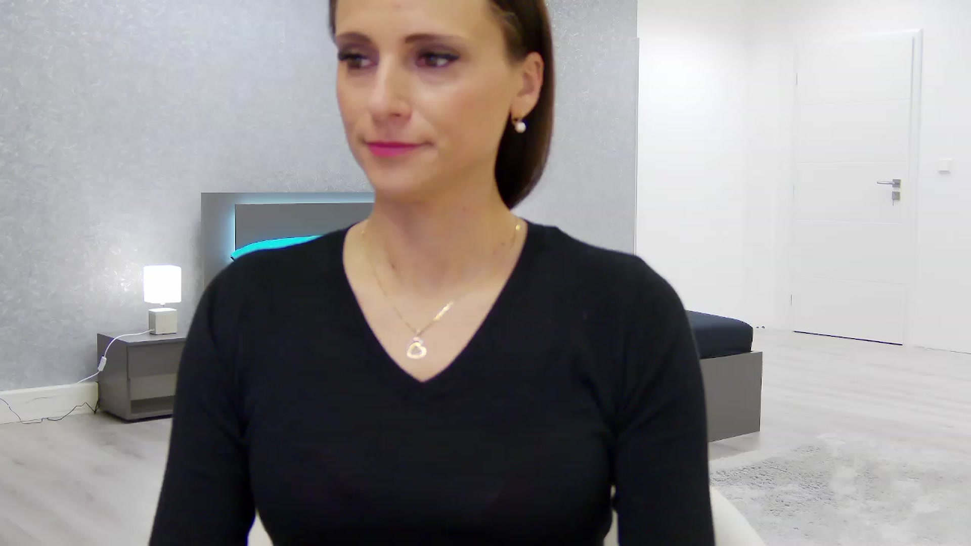 CuteSisi video thumbnail