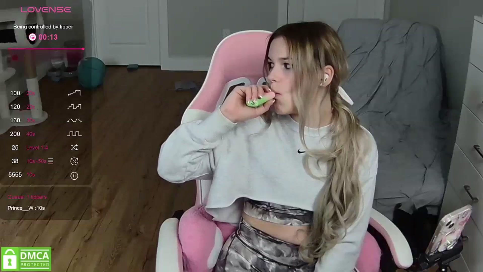 Sarahsweets18 video thumbnail
