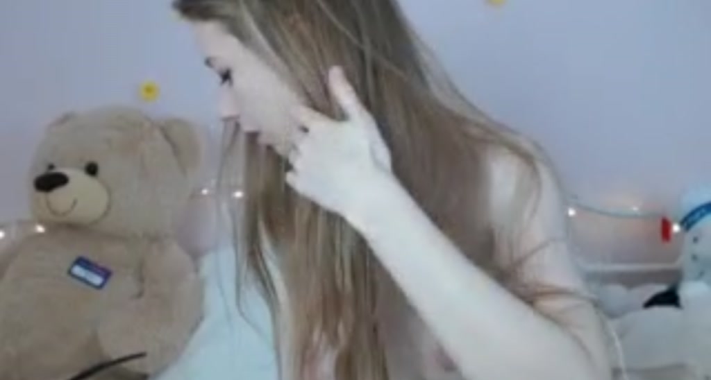 Lucyy video thumbnail