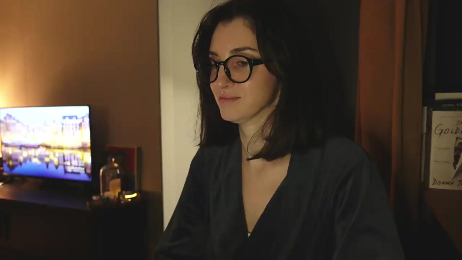 Who_The video thumbnail