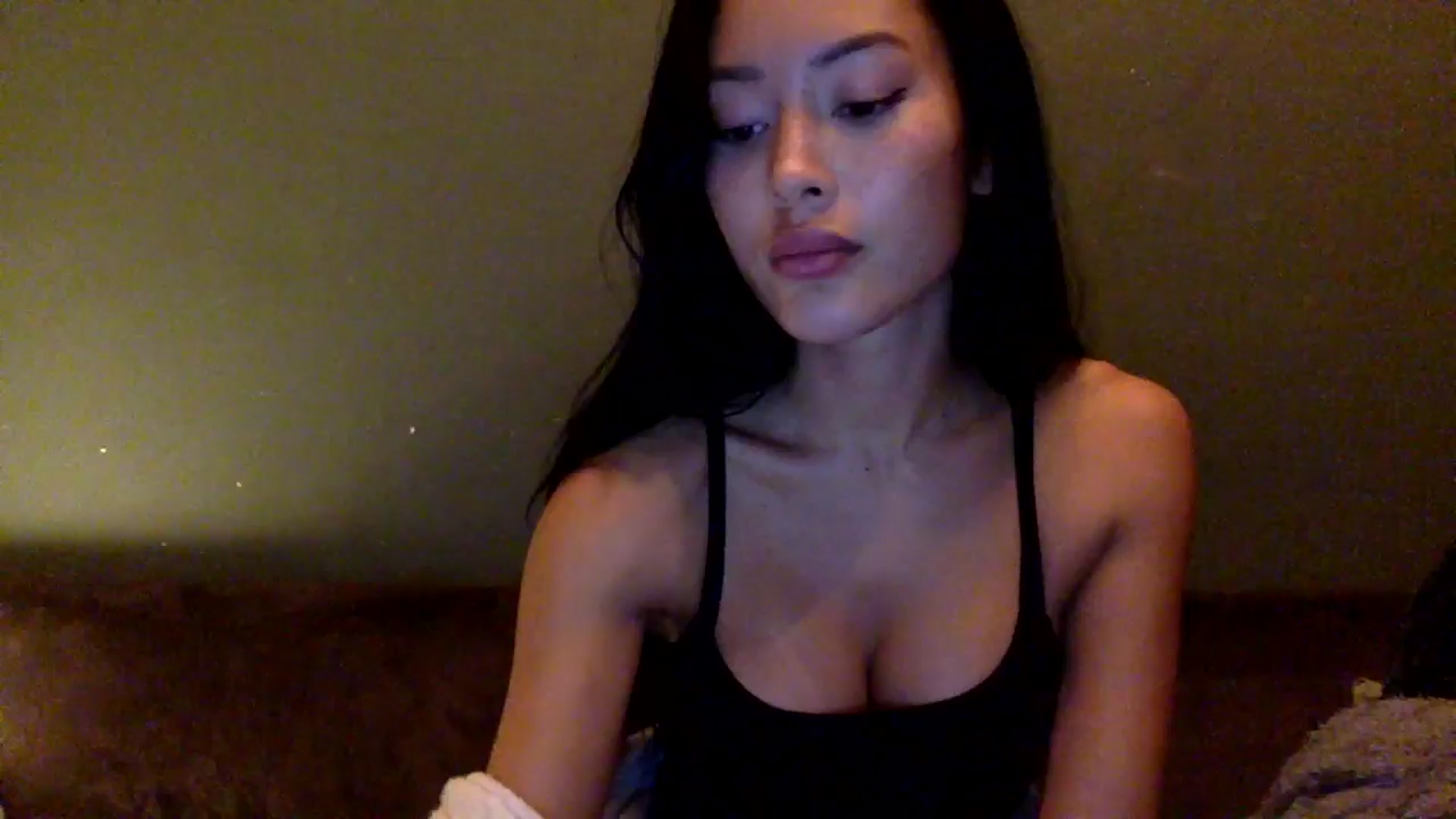 Miss_emiko video thumbnail