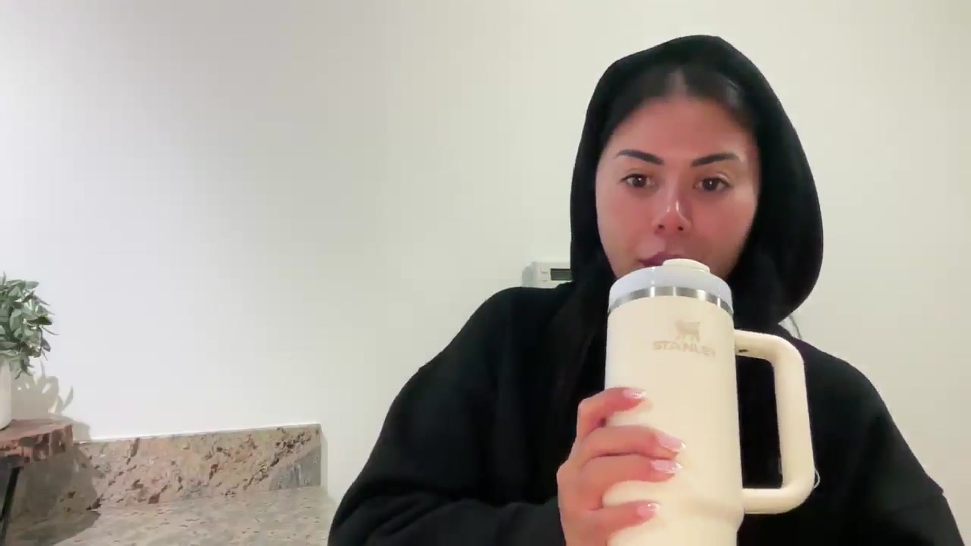 Naomilynn video thumbnail
