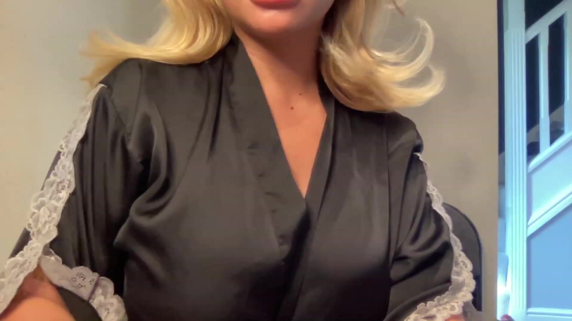 GirlnextdoorM video thumbnail