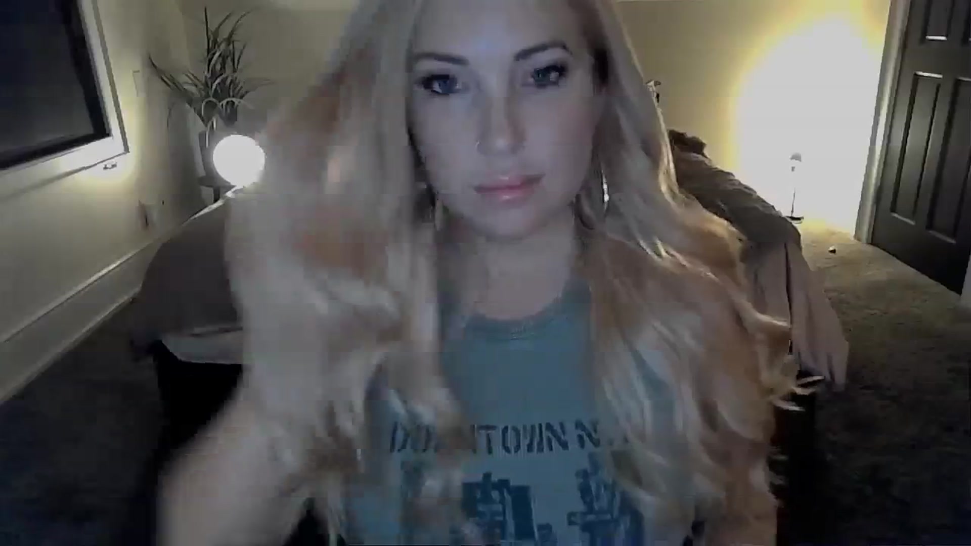A1_Scarlett video thumbnail