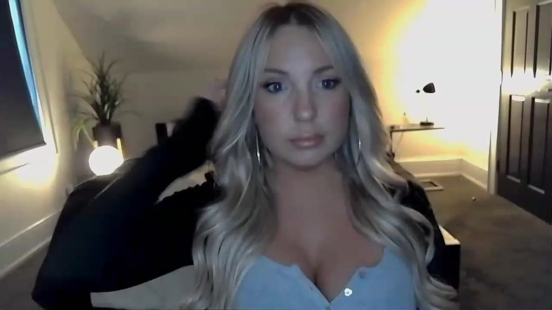 xx_scarlett video thumbnail