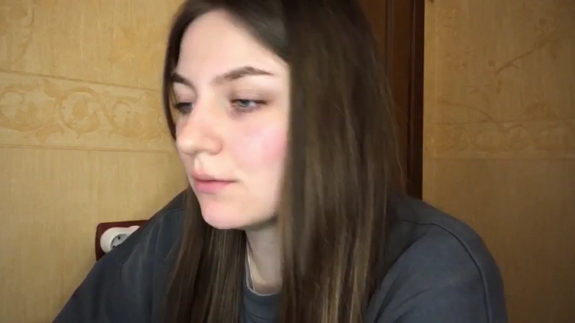 OliviEve video thumbnail