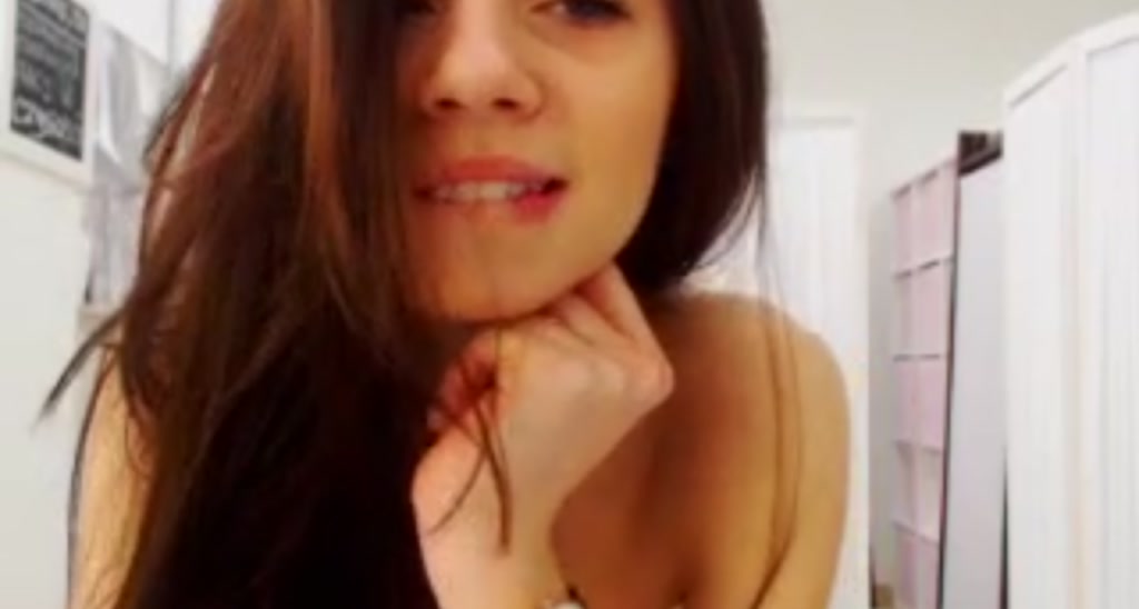 Brunetegirl_ video thumbnail
