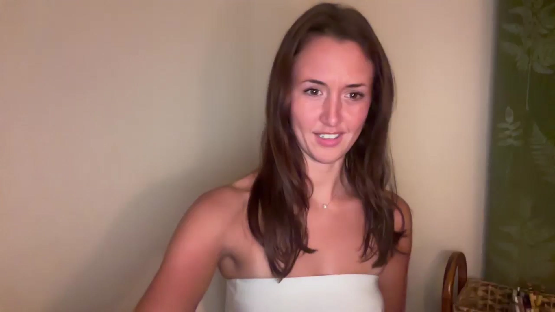 SarahBttrfly video thumbnail