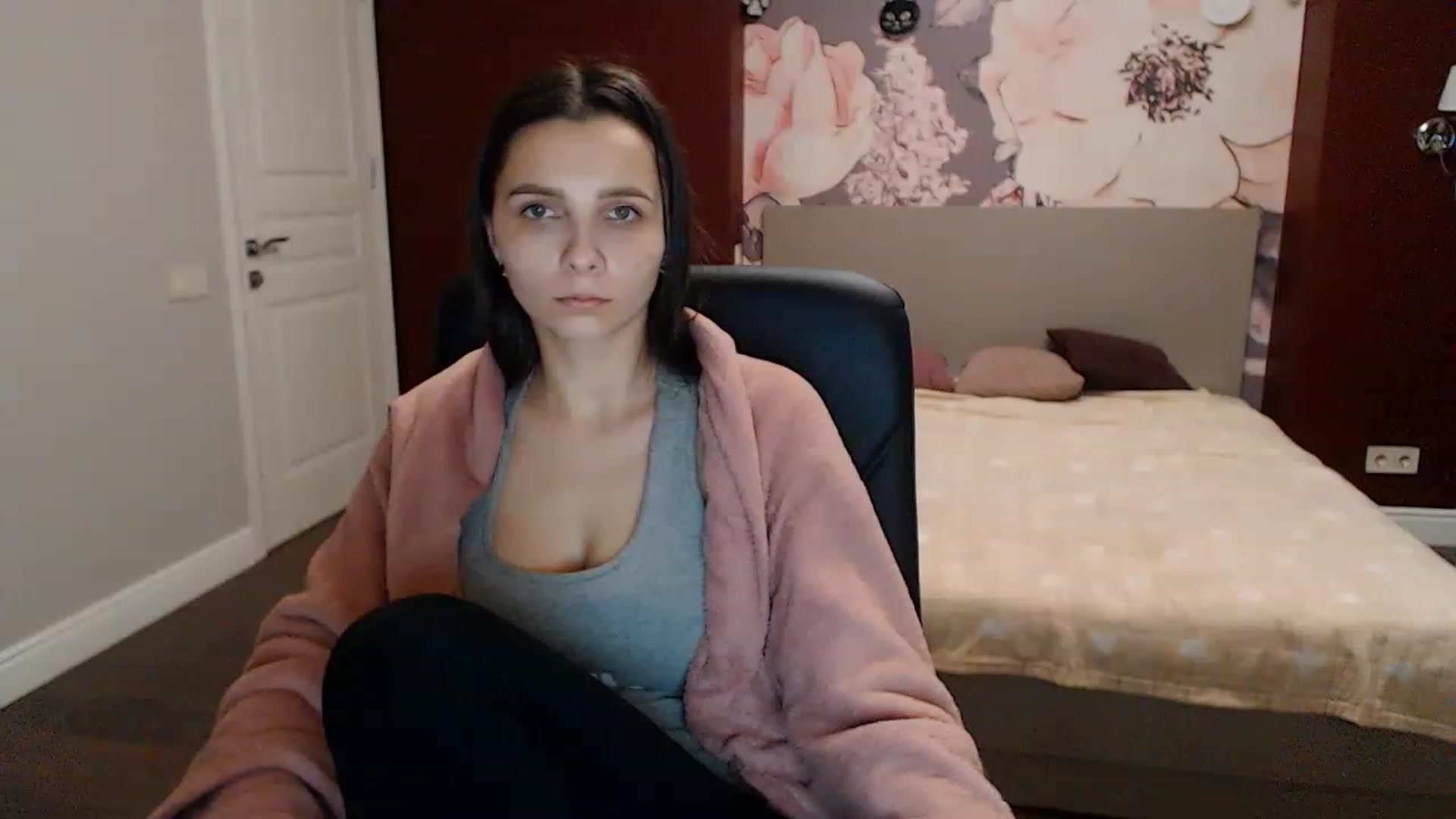 Karina_Mils video thumbnail