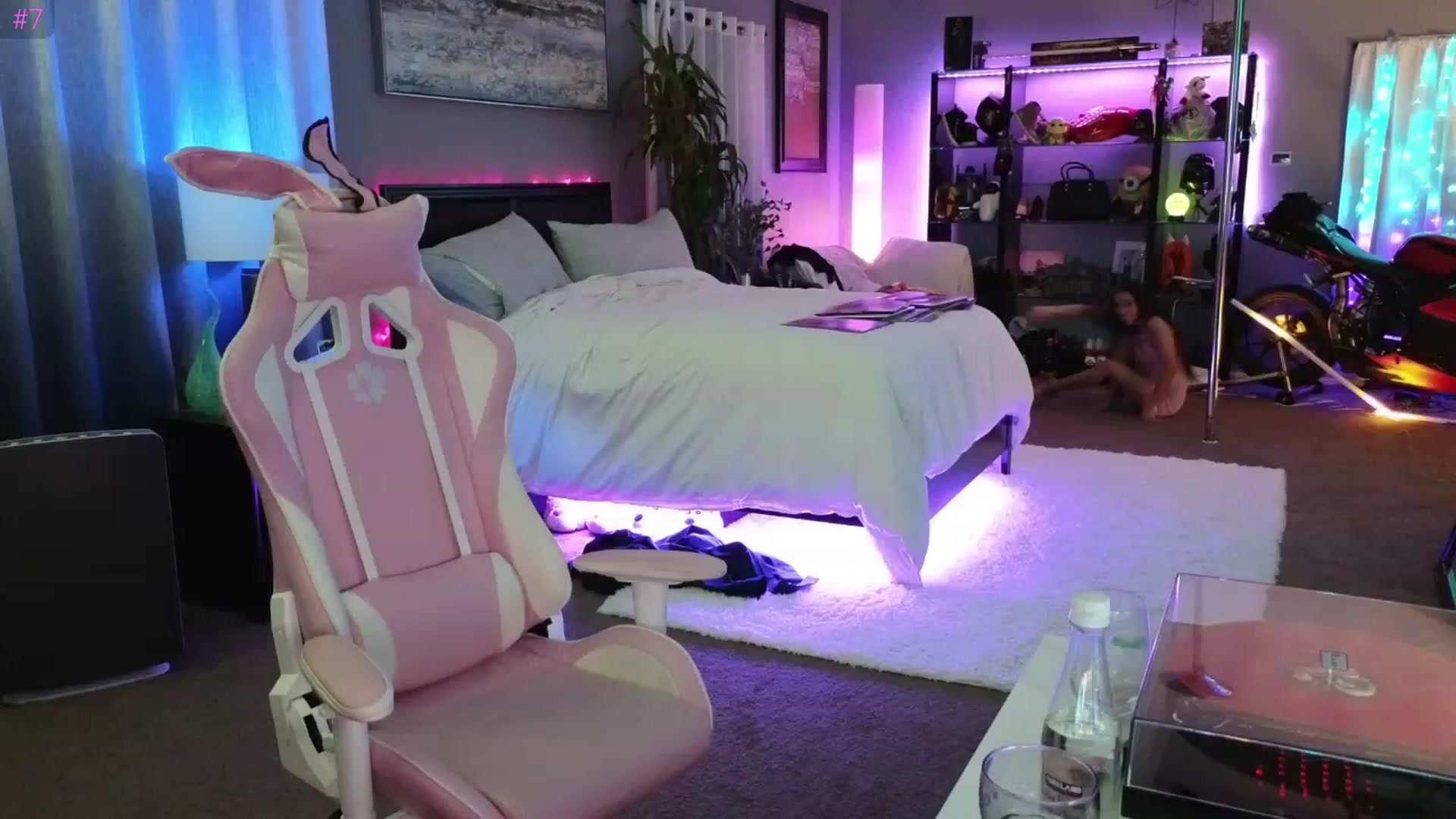 LexxiStar video thumbnail