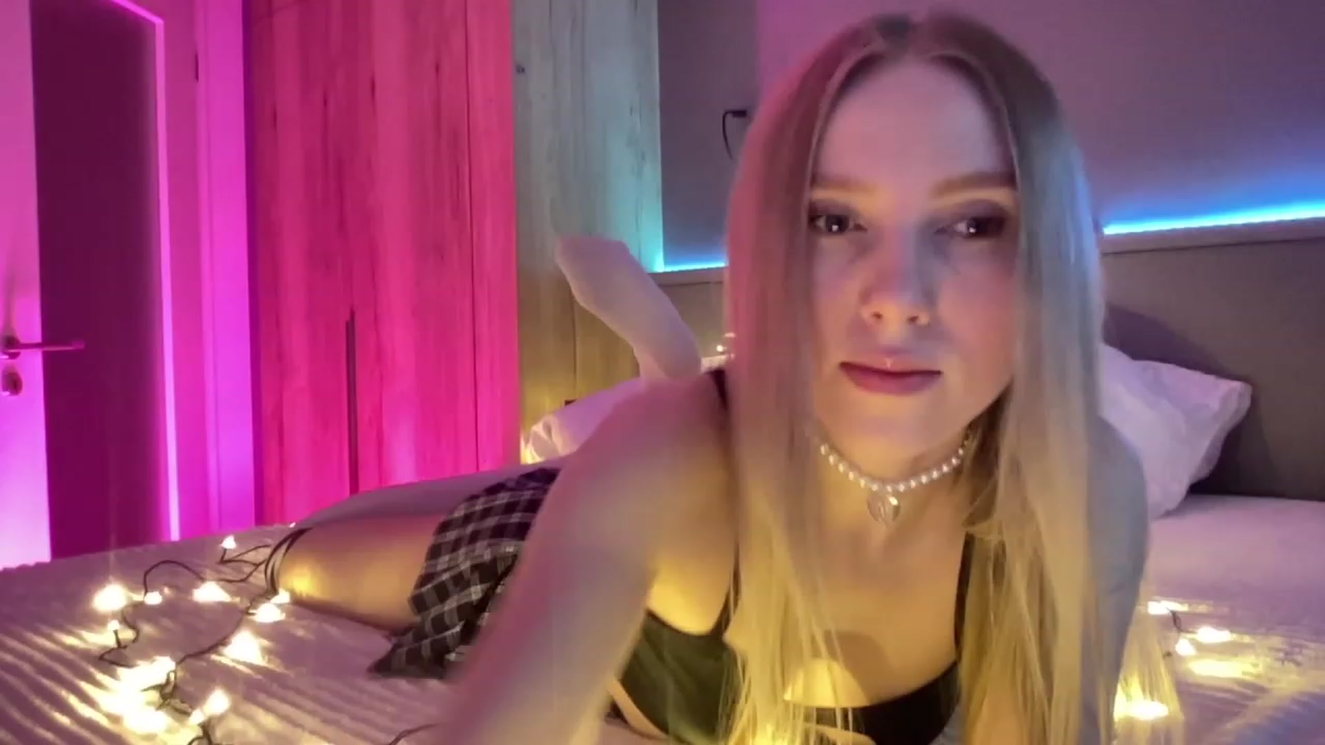 MagicElfie video thumbnail