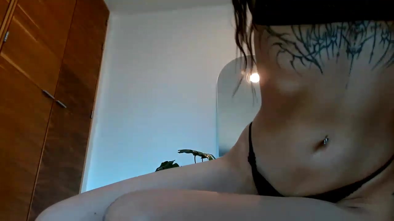 catelinecane video thumbnail
