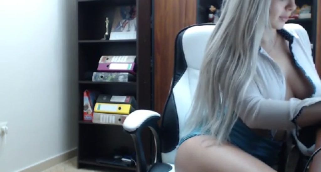 Innocentdoll_ video thumbnail