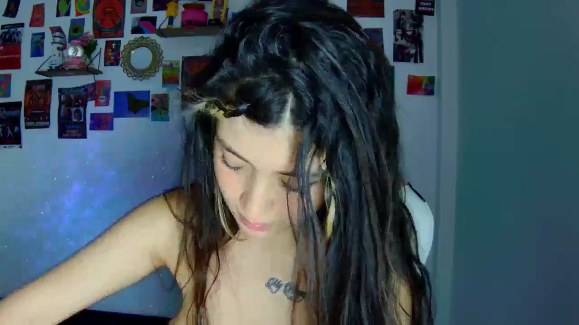 CarolineJames video thumbnail
