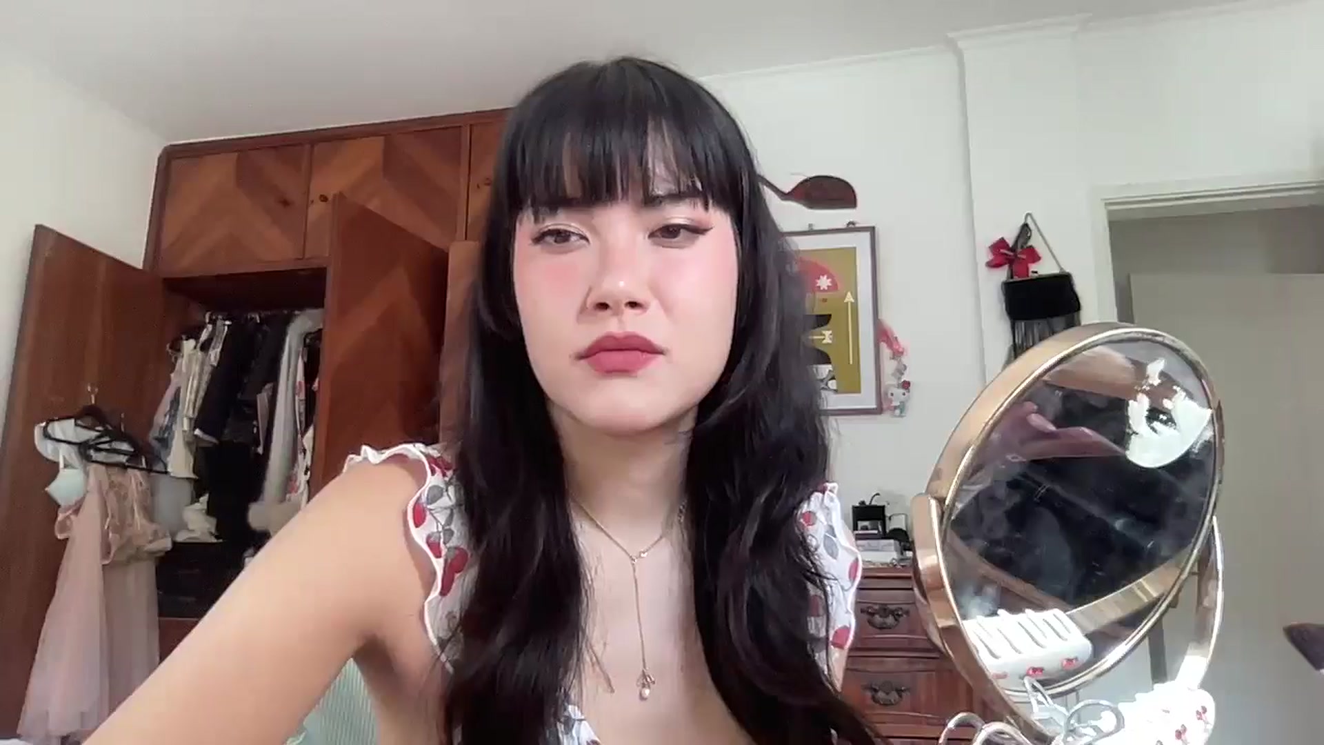 LuluArtist video thumbnail