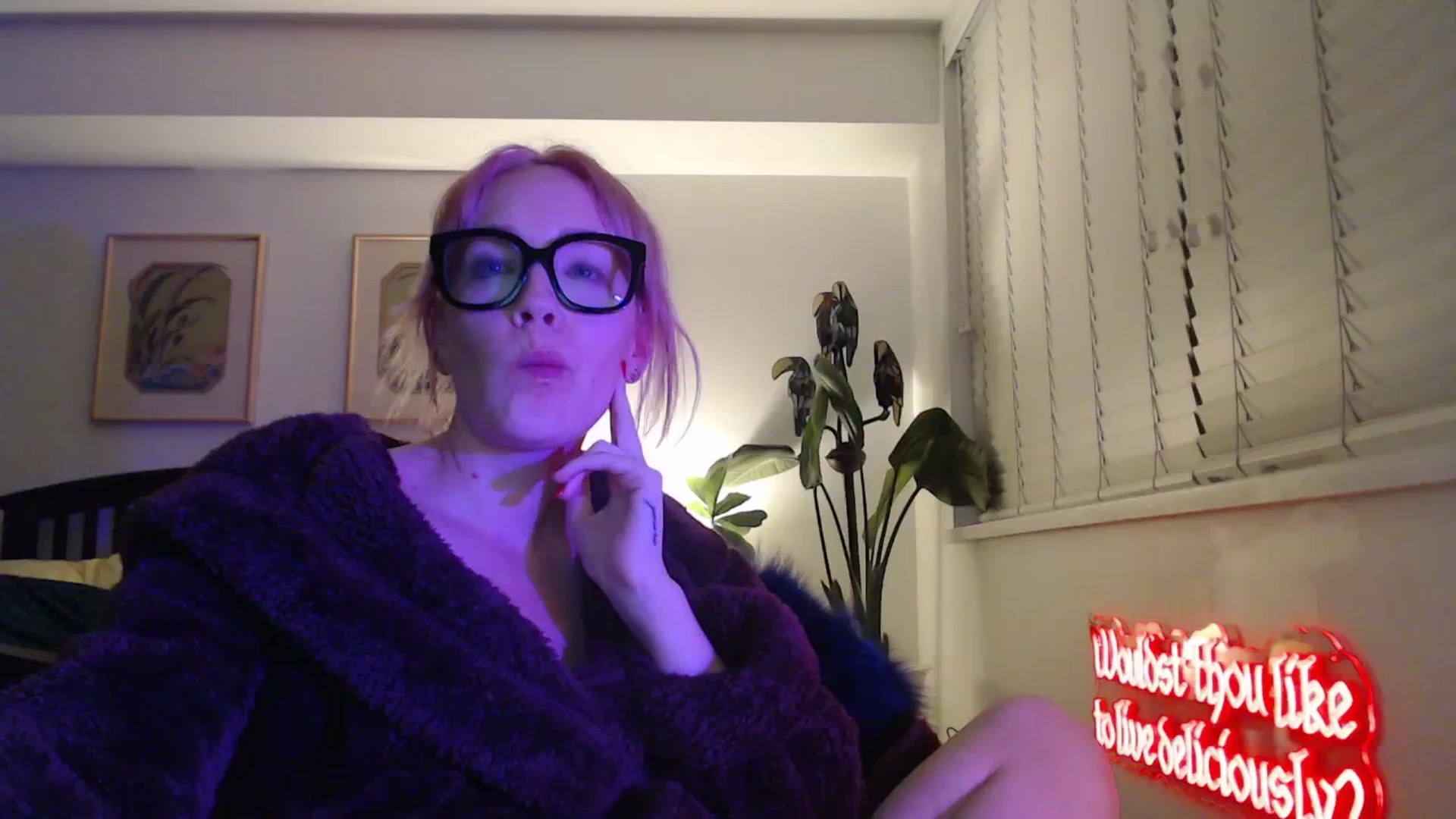 NahlaHoney video thumbnail