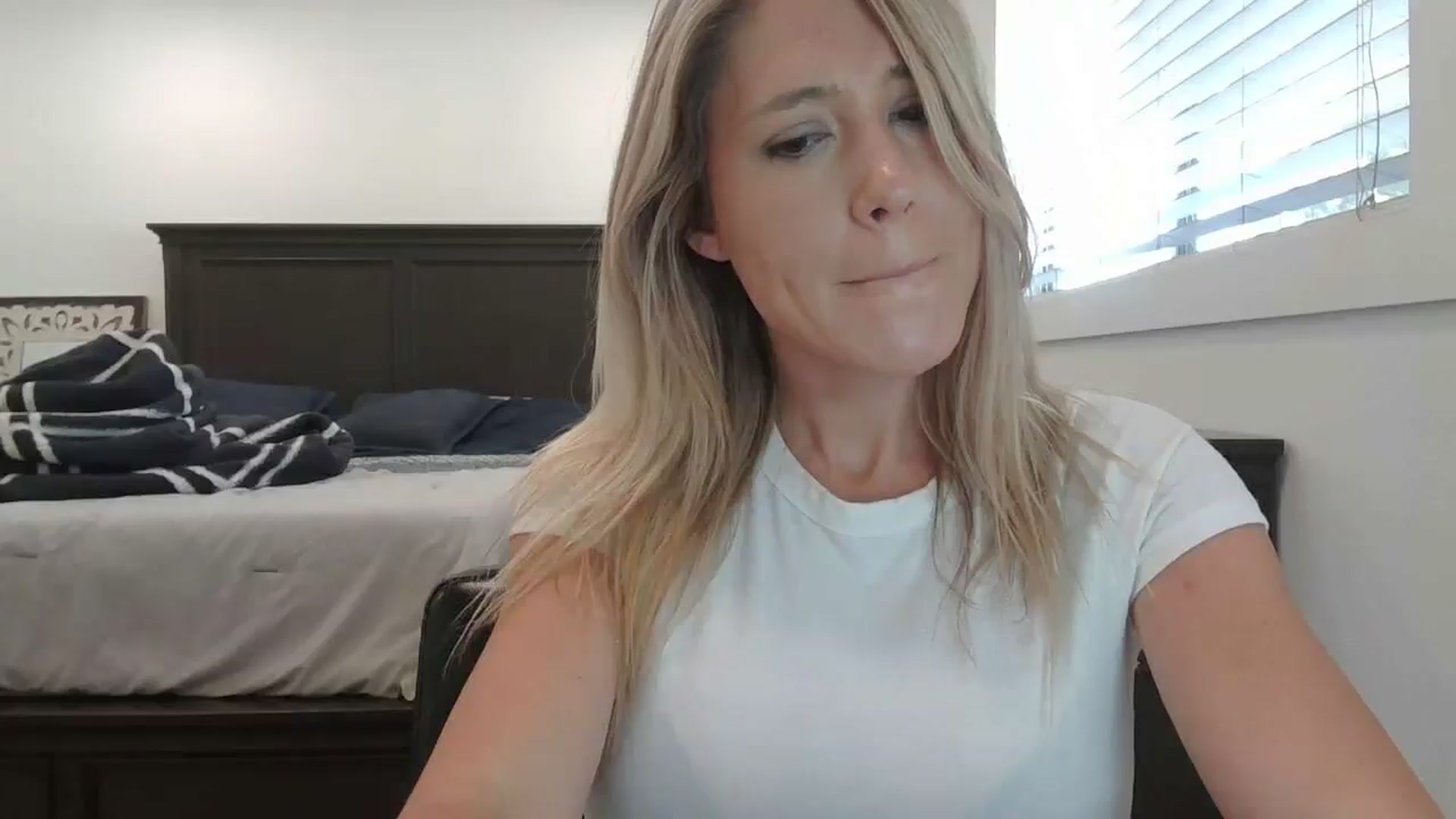 blond_milf video thumbnail