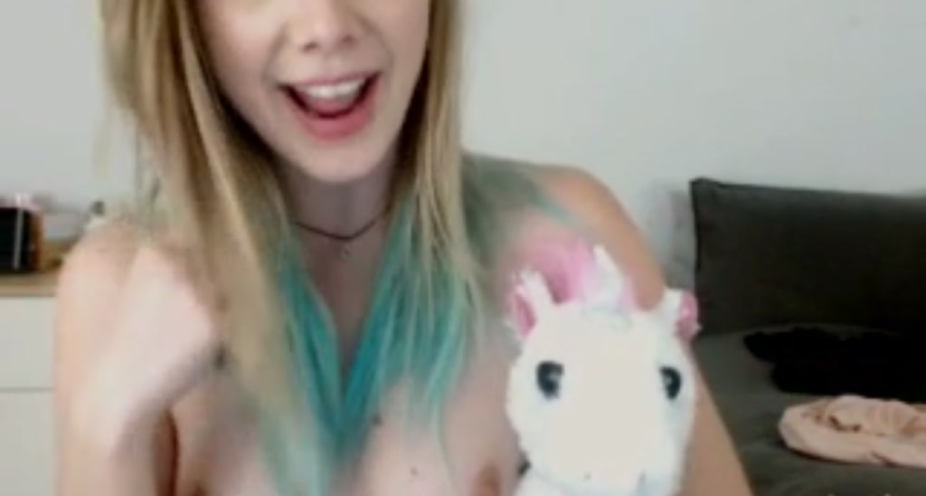 SweetDee video thumbnail