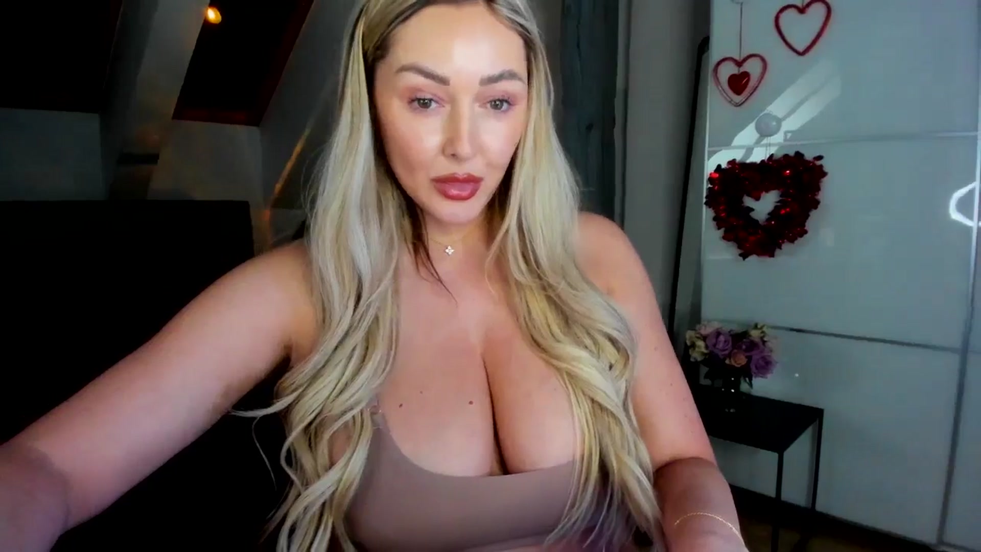 Mi_Ha video thumbnail