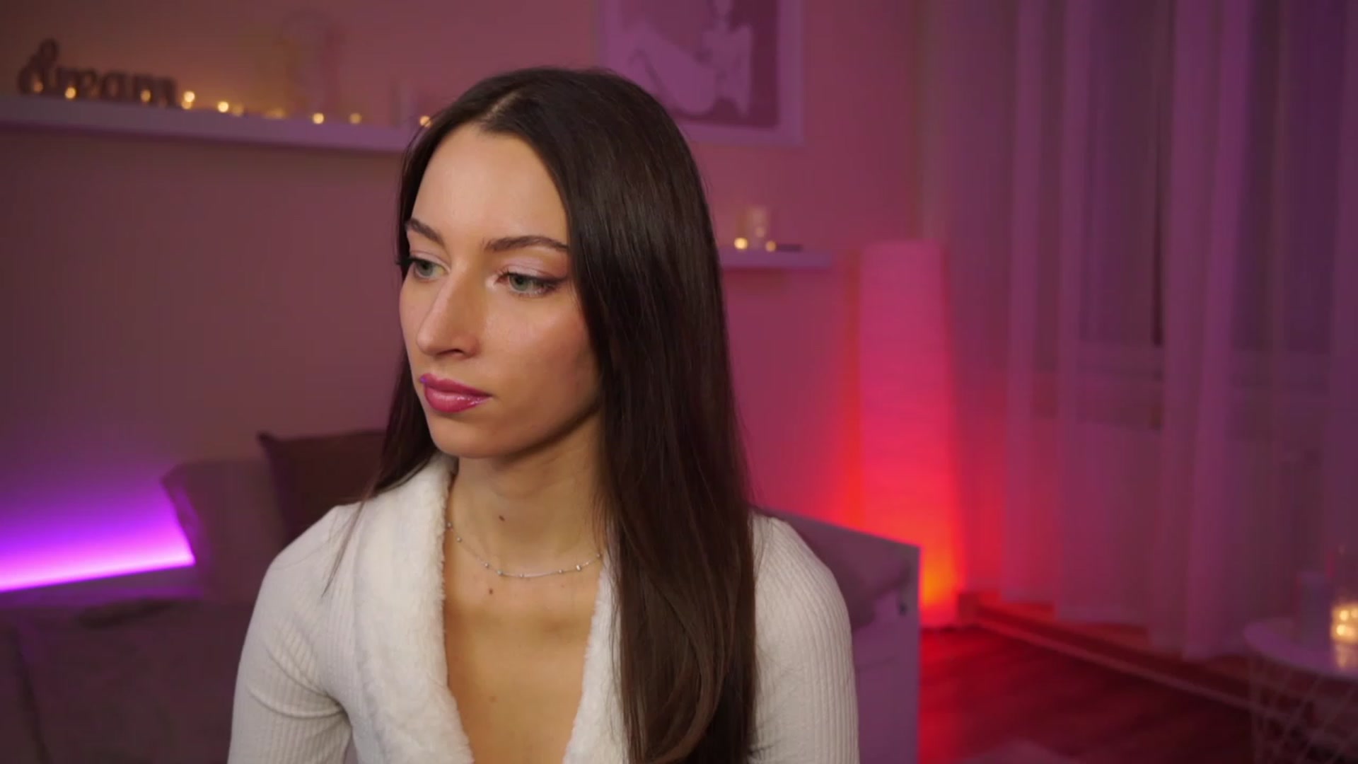 Emily_grey69 video thumbnail