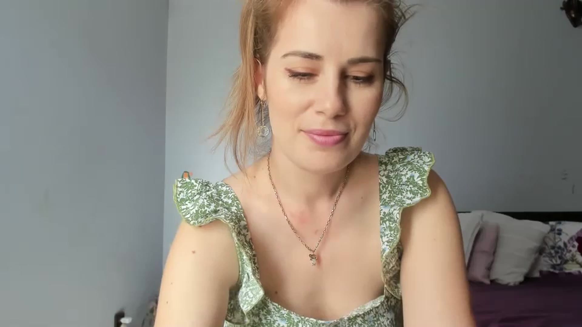 PrettyWomen31 video thumbnail