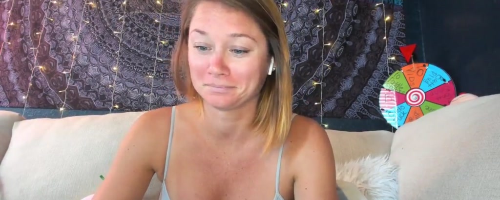 LauranVickers video thumbnail