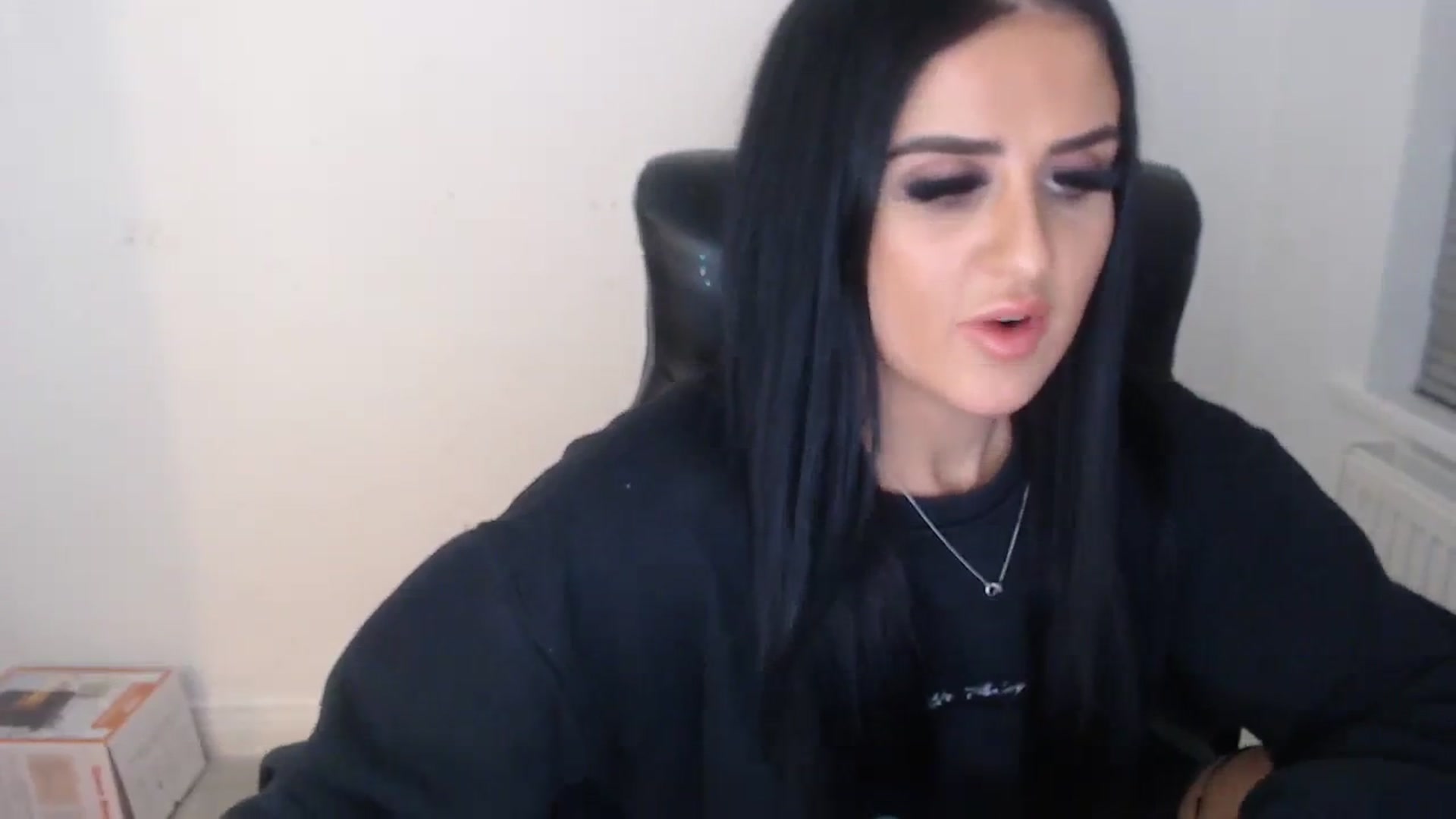 Crystal_MFC video thumbnail