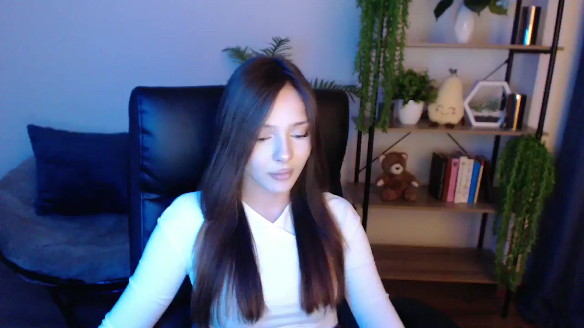 KateManelli video thumbnail