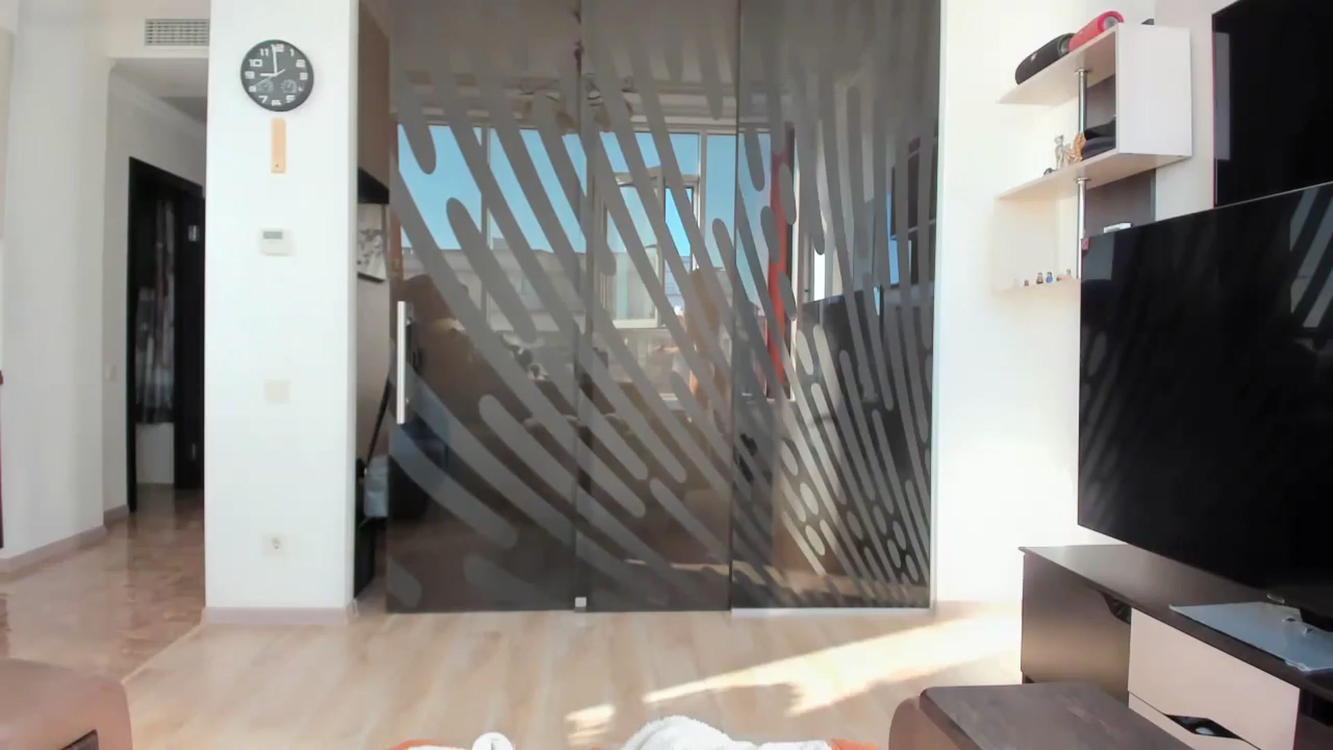 laurensaenz video thumbnail