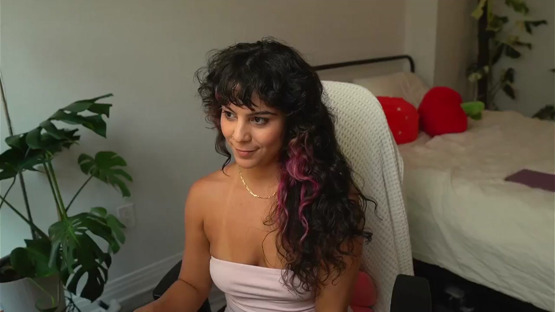 e_laine video thumbnail