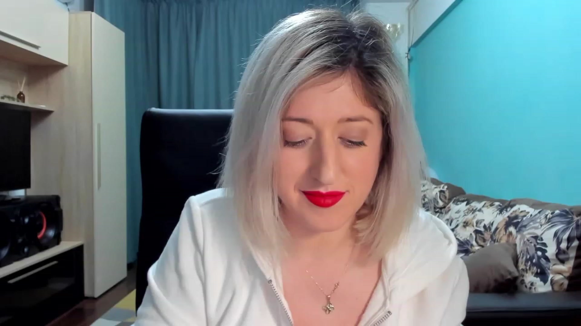 SweetDelia_ video thumbnail