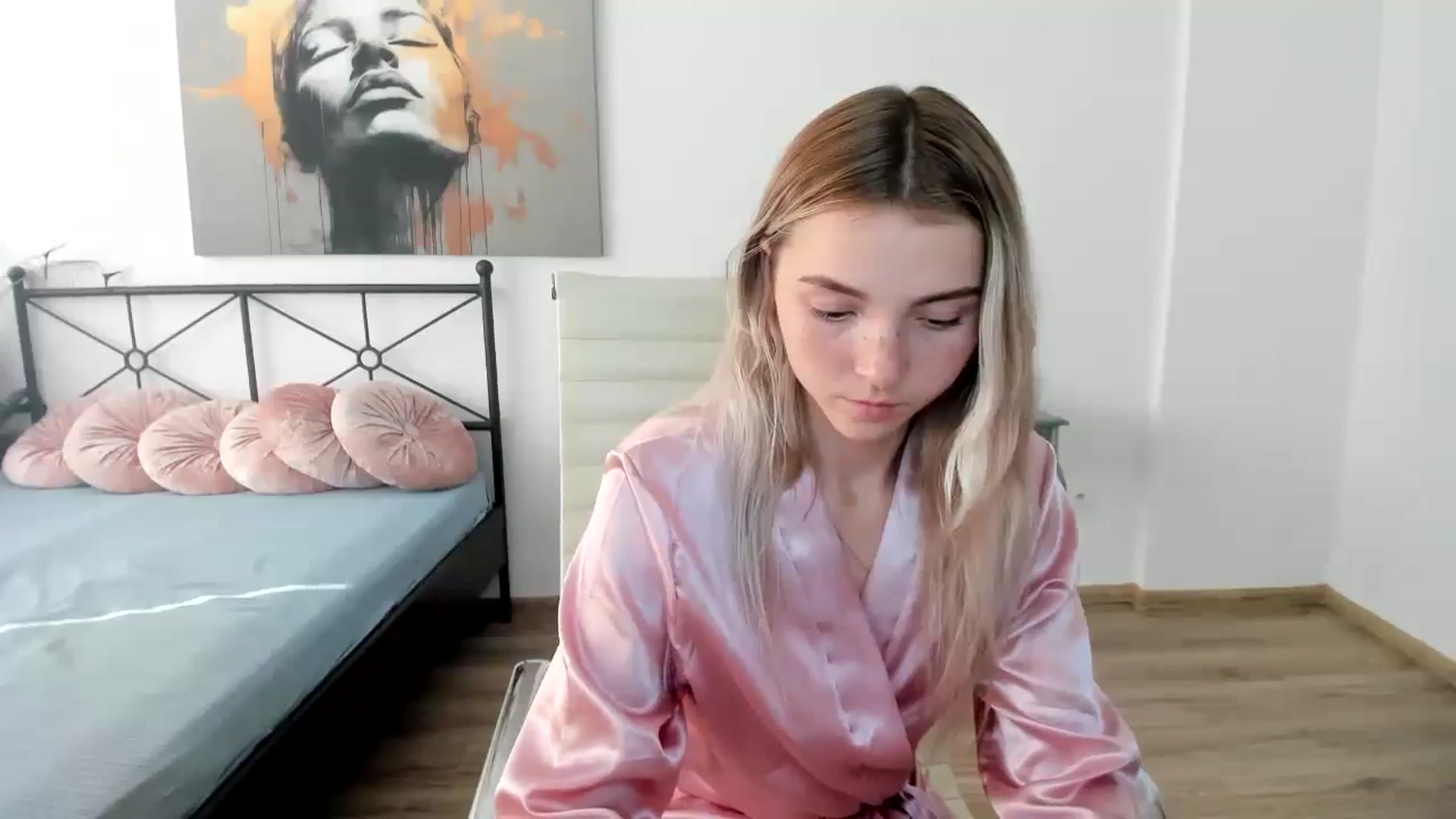 Daisyy video thumbnail