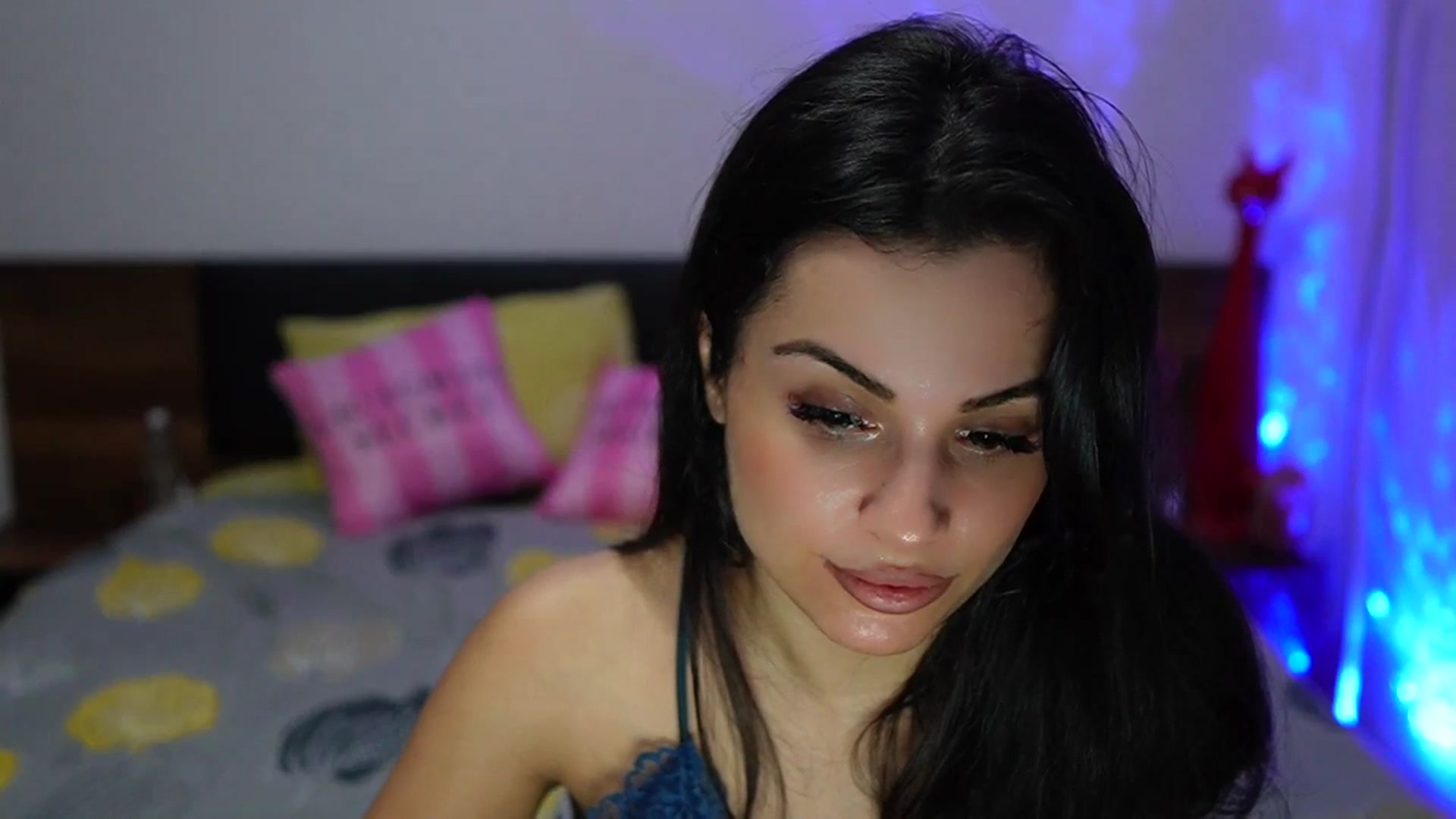 TinyAndrea video thumbnail