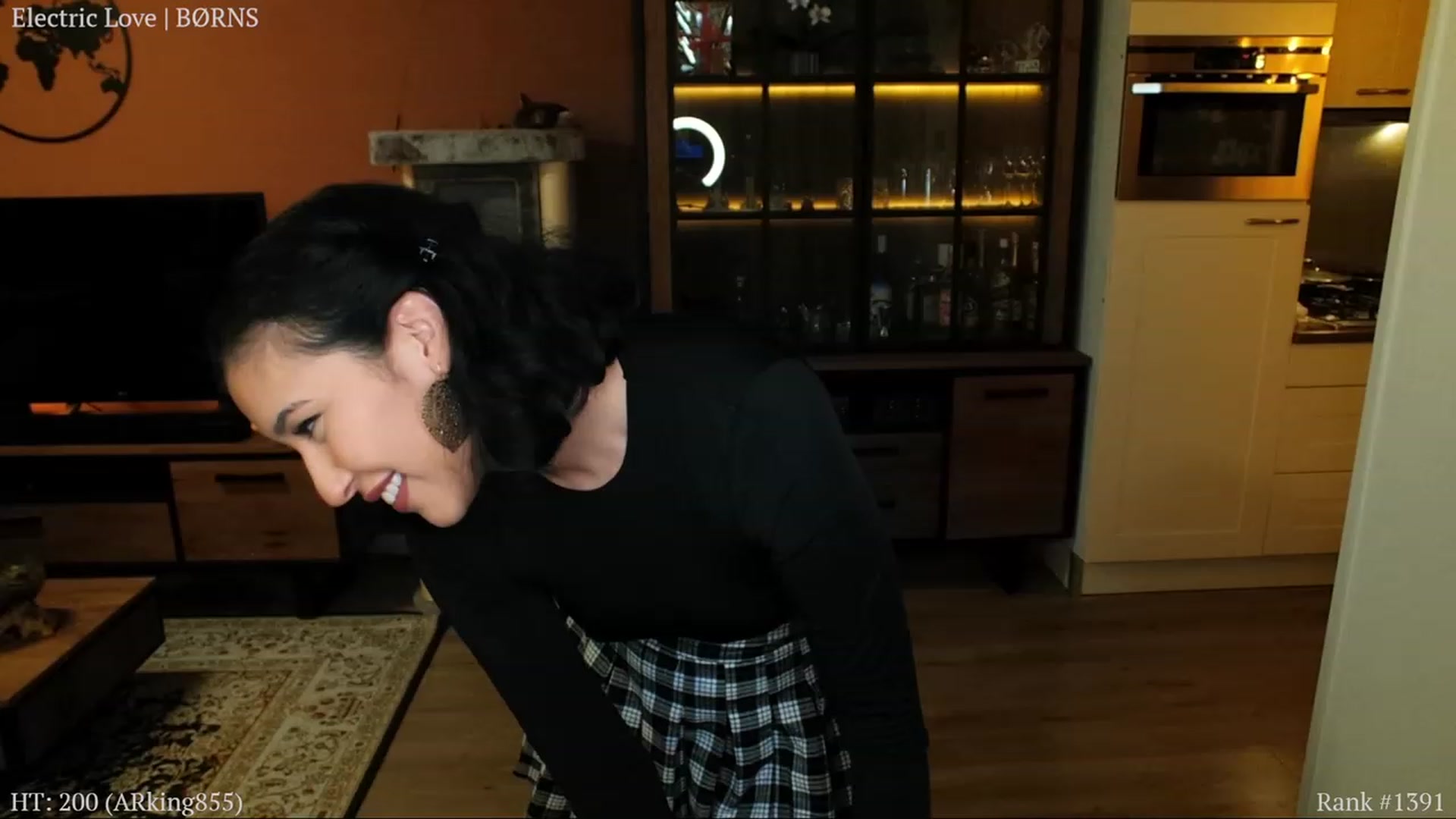 MissFine video thumbnail