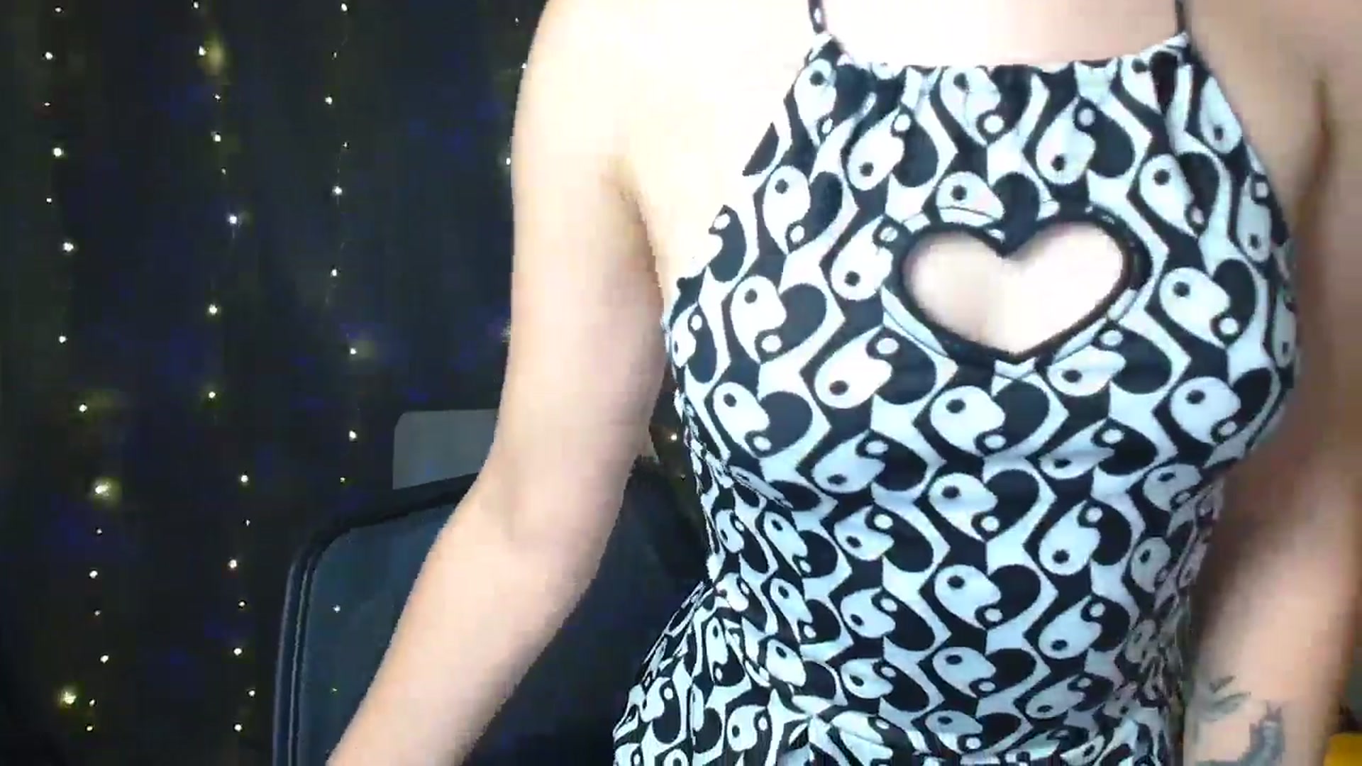 Kissismimy video thumbnail