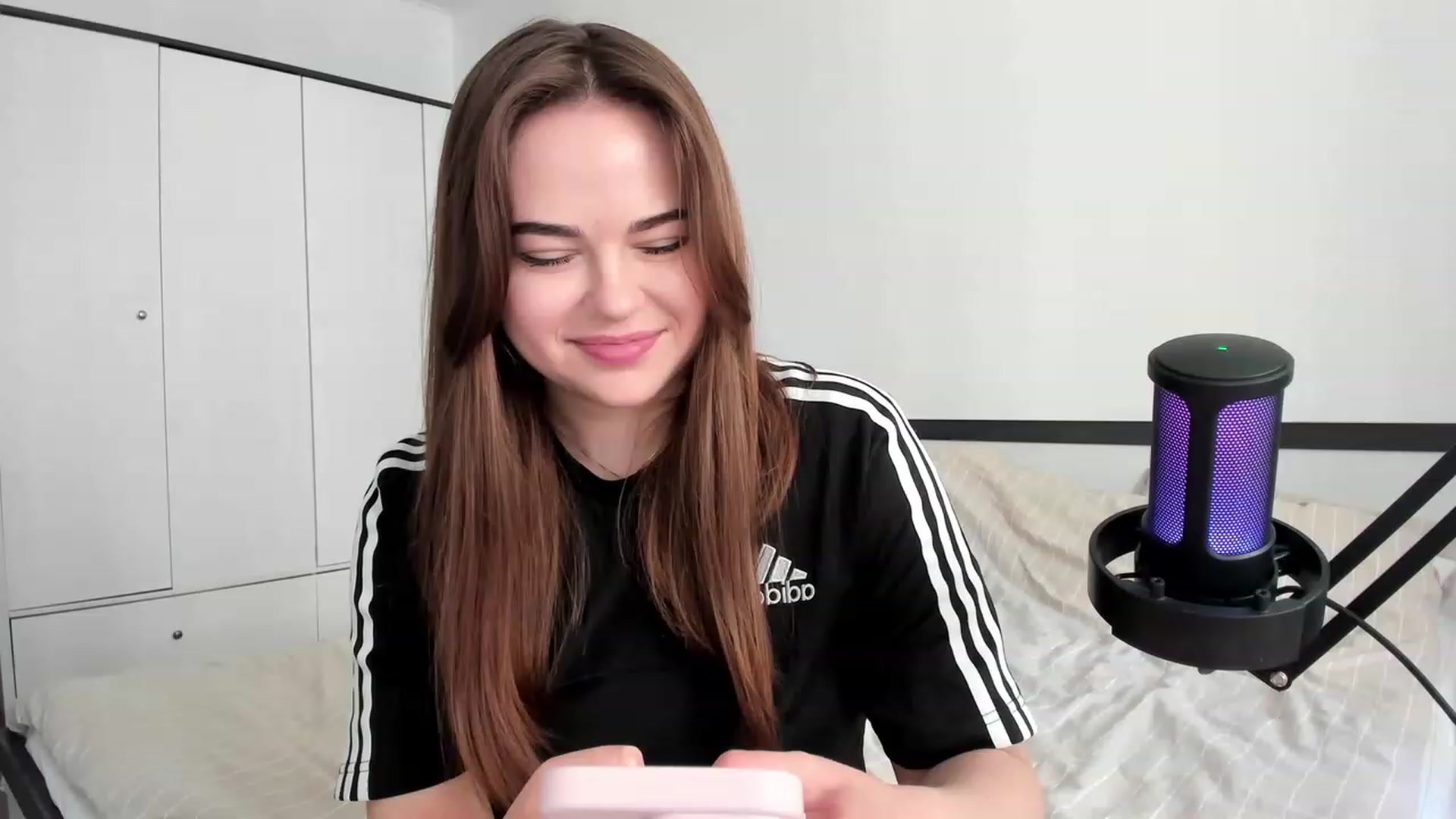 BeeTheQueen video thumbnail