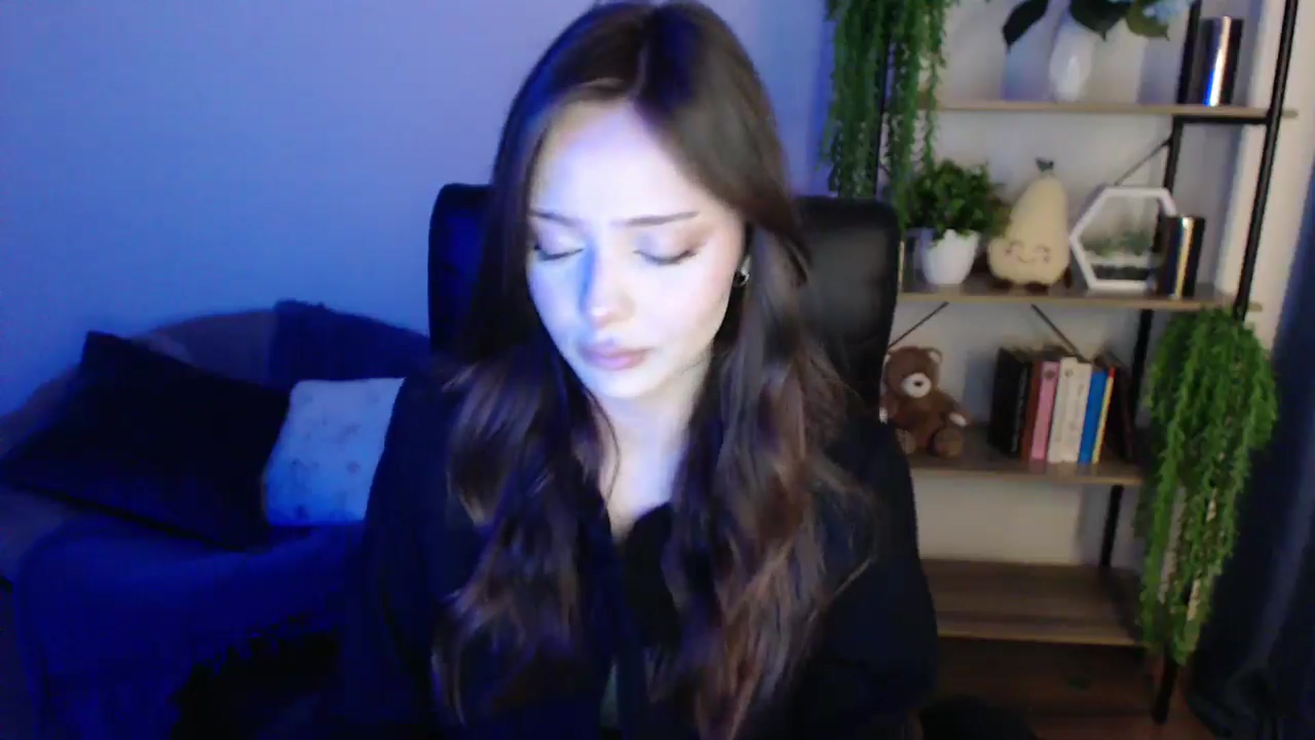 KateManelli video thumbnail