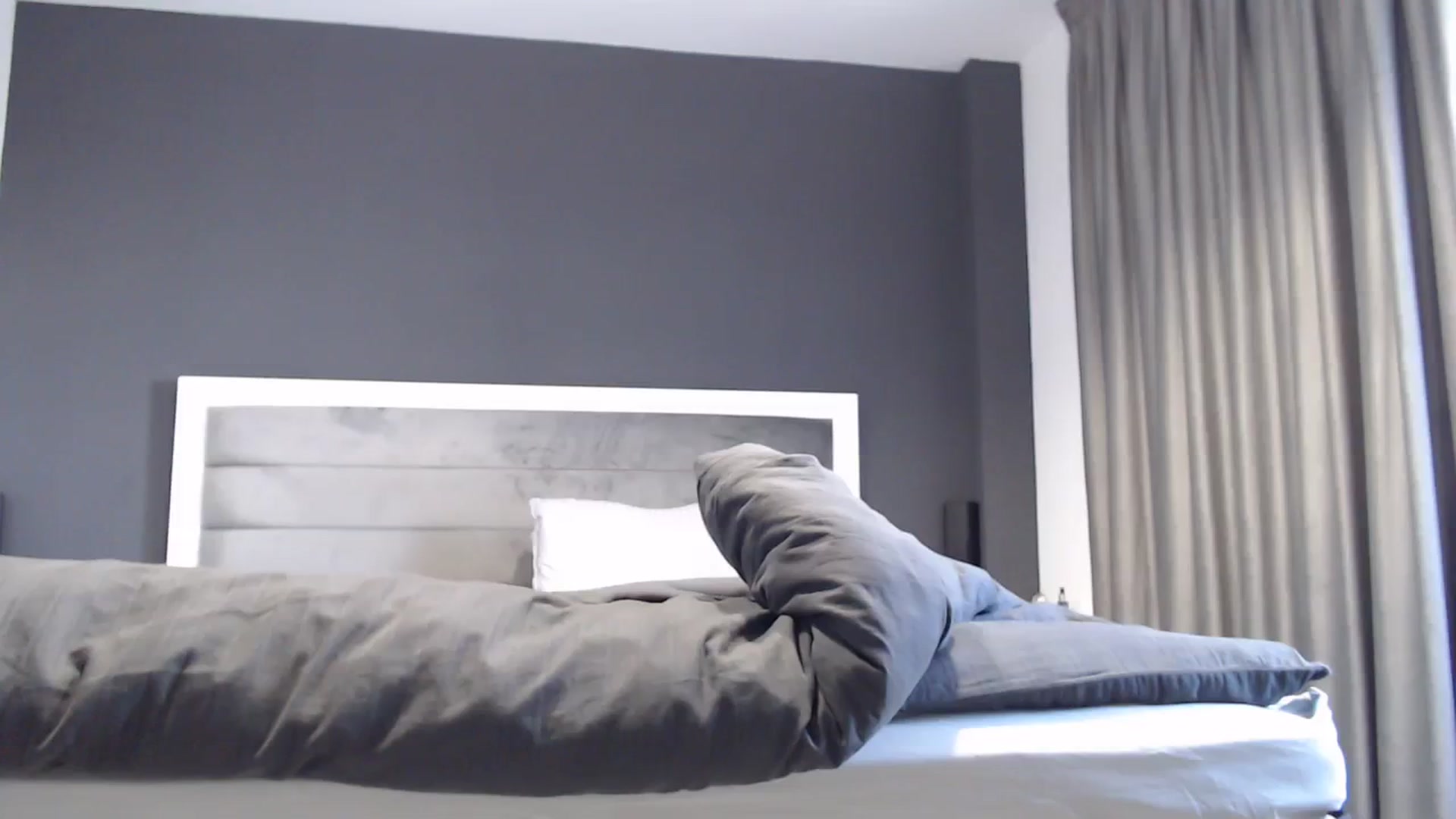 NormalGirl video thumbnail
