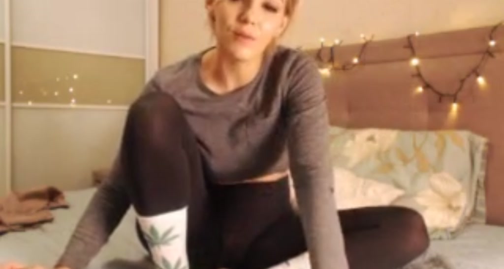 NellyBee video thumbnail