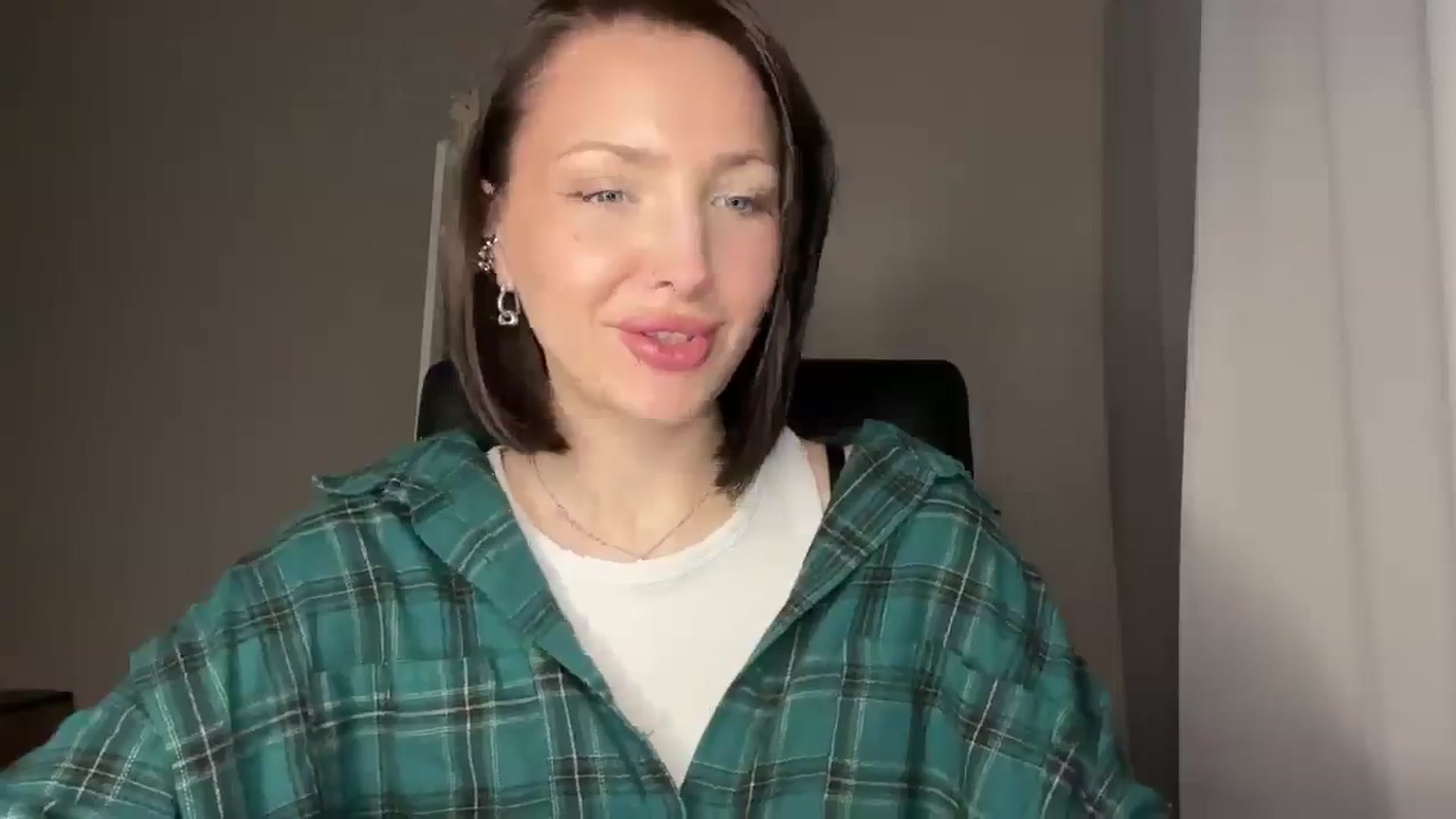 Di_Pearl video thumbnail
